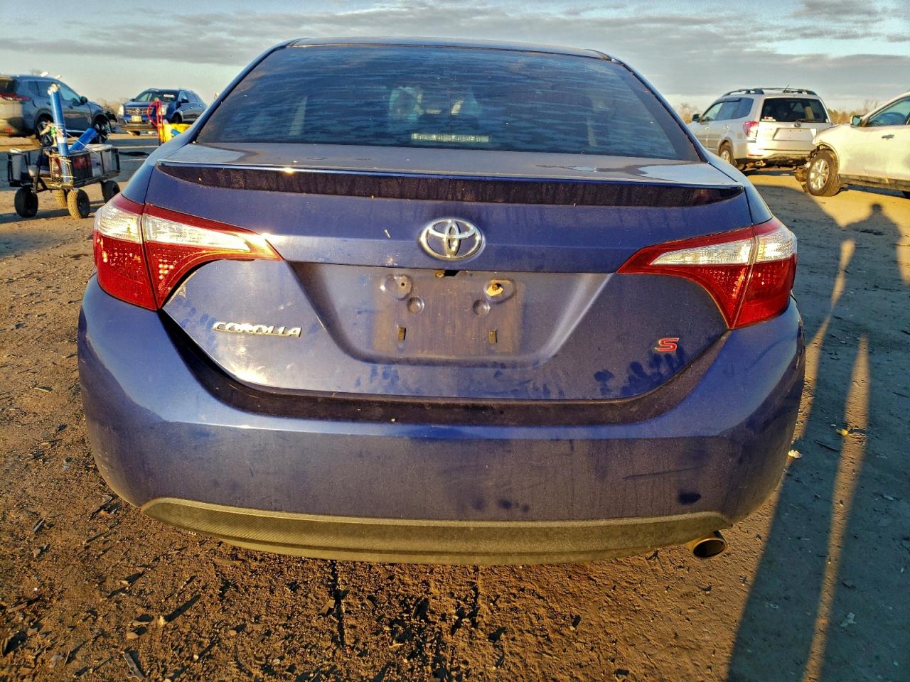 2015 TOYOTA COROLLA L photo 11