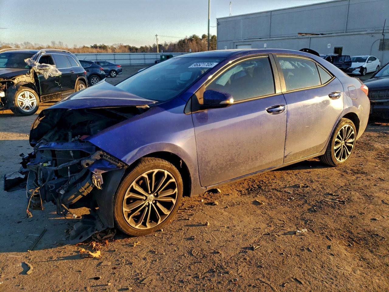 2015 TOYOTA COROLLA