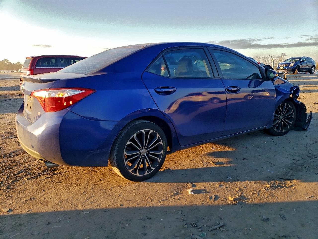 2015 TOYOTA COROLLA L photo 5