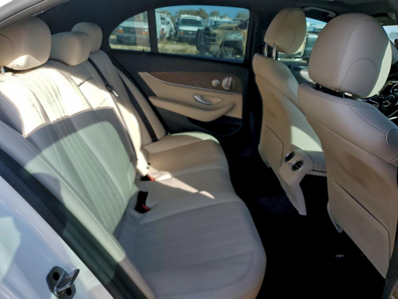2022 MERCEDES-BENZ E 350 photo 10