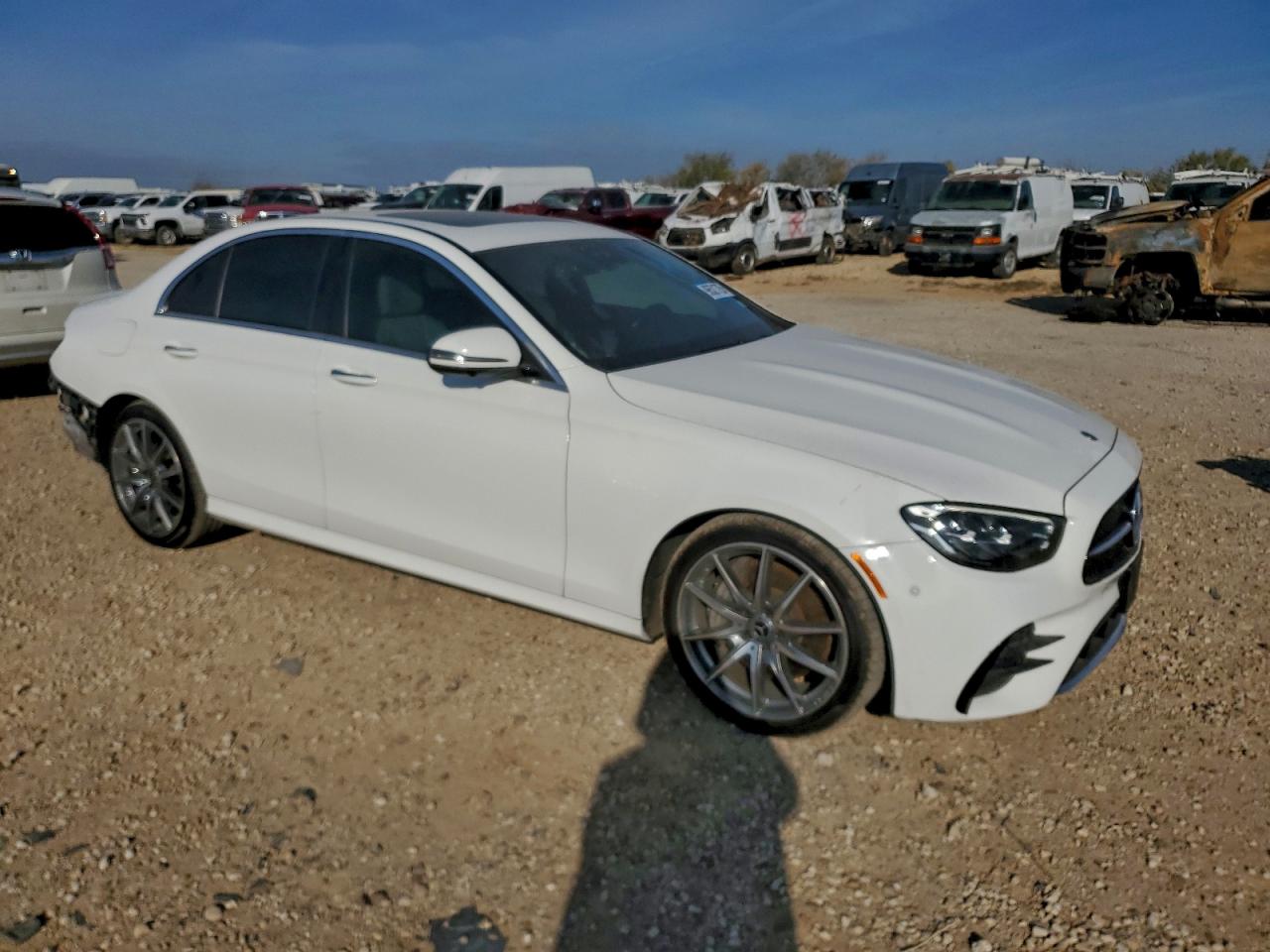 2022 MERCEDES-BENZ E 350 photo 4