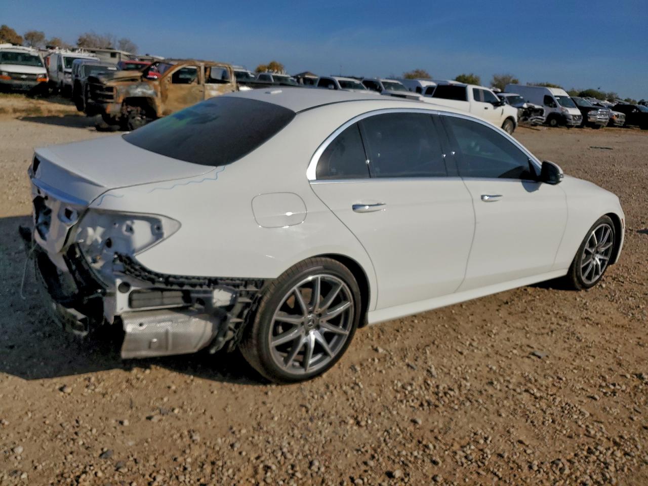 2022 MERCEDES-BENZ E 350 photo 3