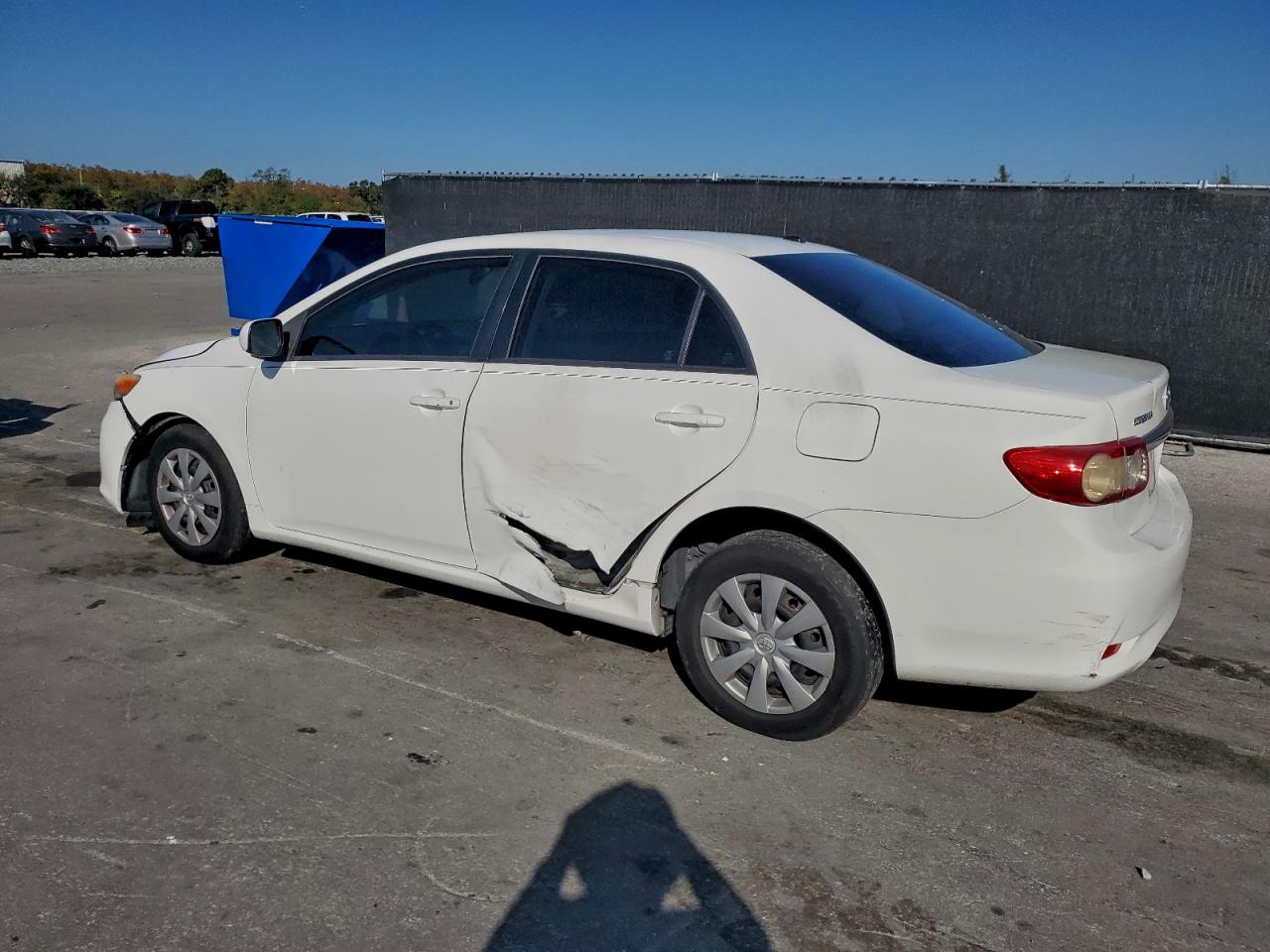 2011 TOYOTA COROLLA BASE photo 2