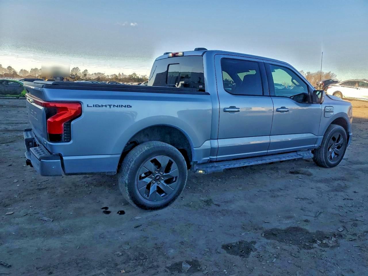 2022 FORD F150 LIGHTNING PRO photo 3