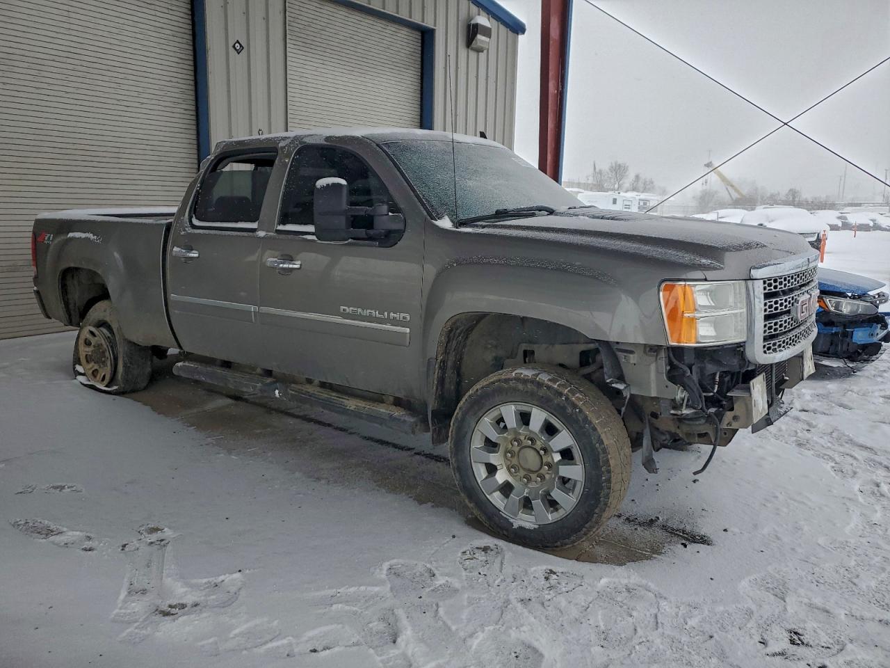 2014 GMC SIERRA K2500 DENALI photo 4