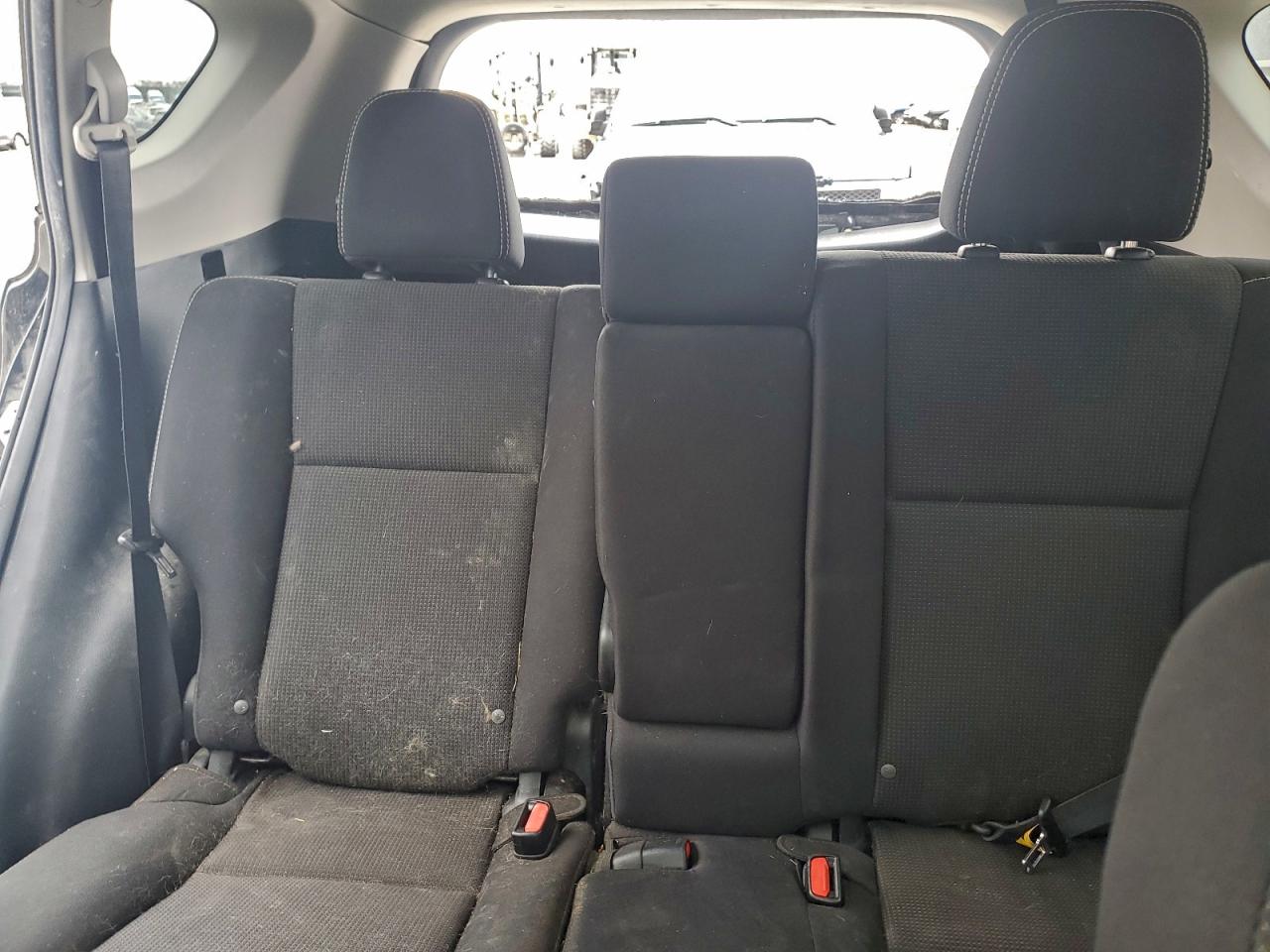 2017 TOYOTA RAV4 XLE photo 10