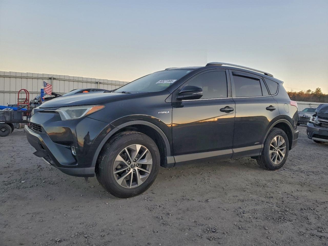 2018 TOYOTA RAV4 HV