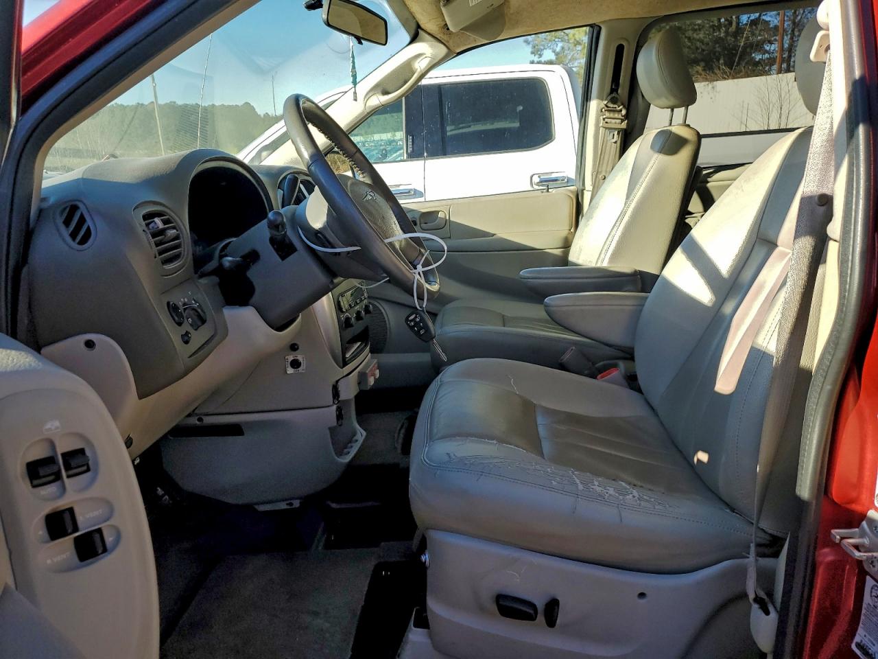 2007 CHRYSLER TOWN & COUNTRY TOURING photo 7