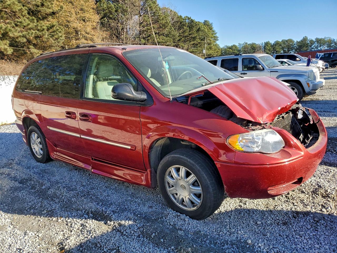 2007 CHRYSLER TOWN & COUNTRY TOURING photo 4