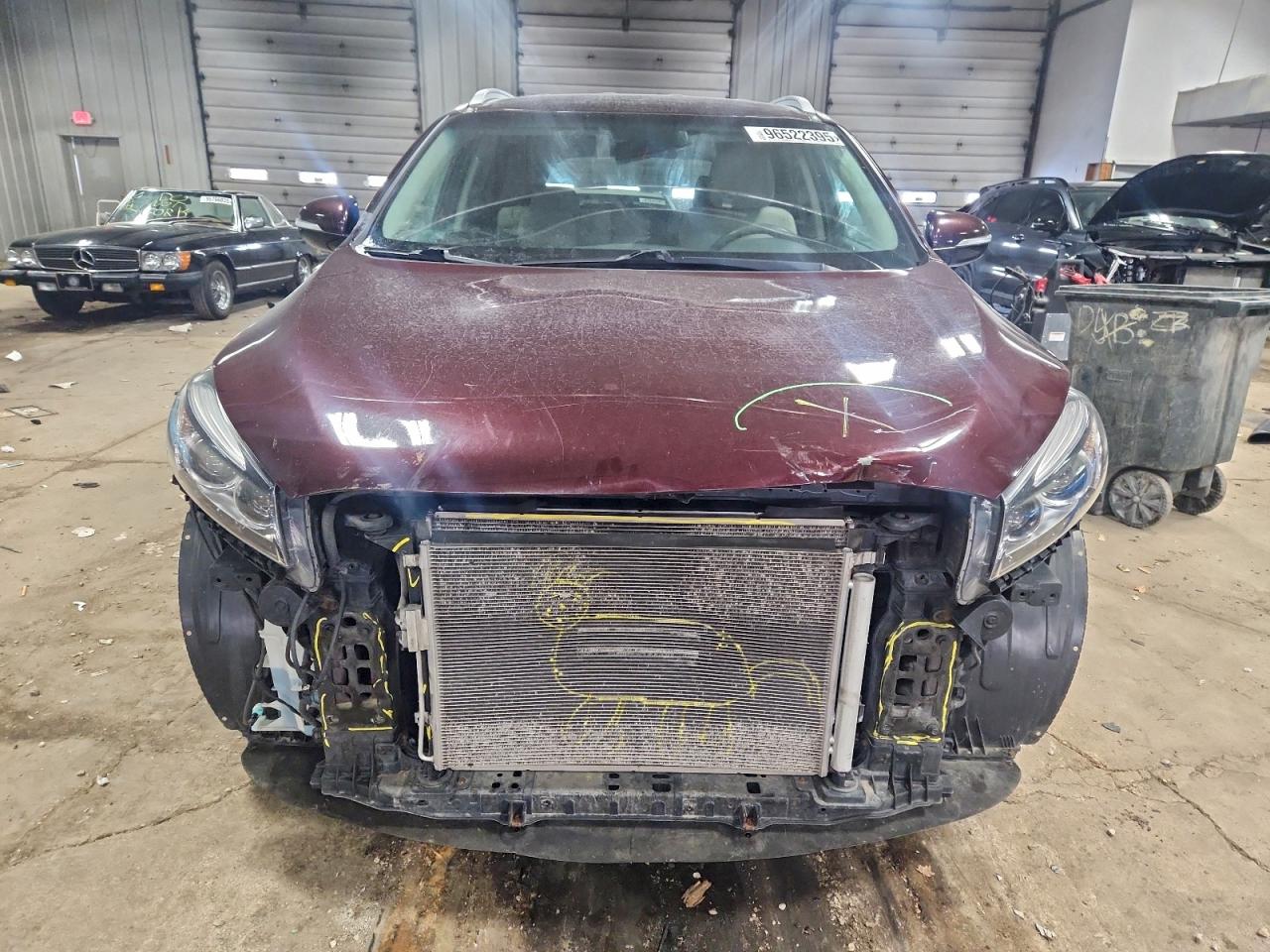 2016 KIA SORENTO LX photo 5