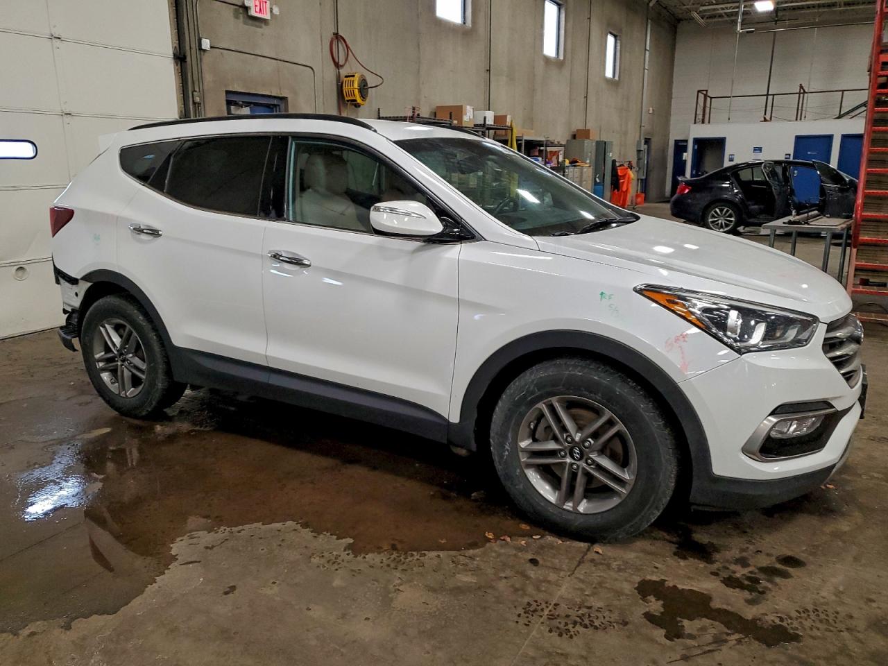 2017 HYUNDAI SANTA FE SPORT photo 4