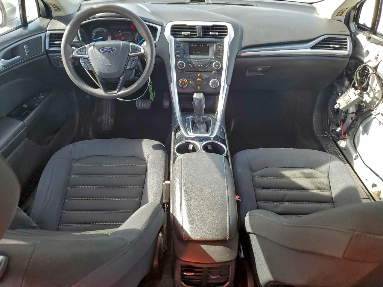 2013 FORD FUSION SE photo 8