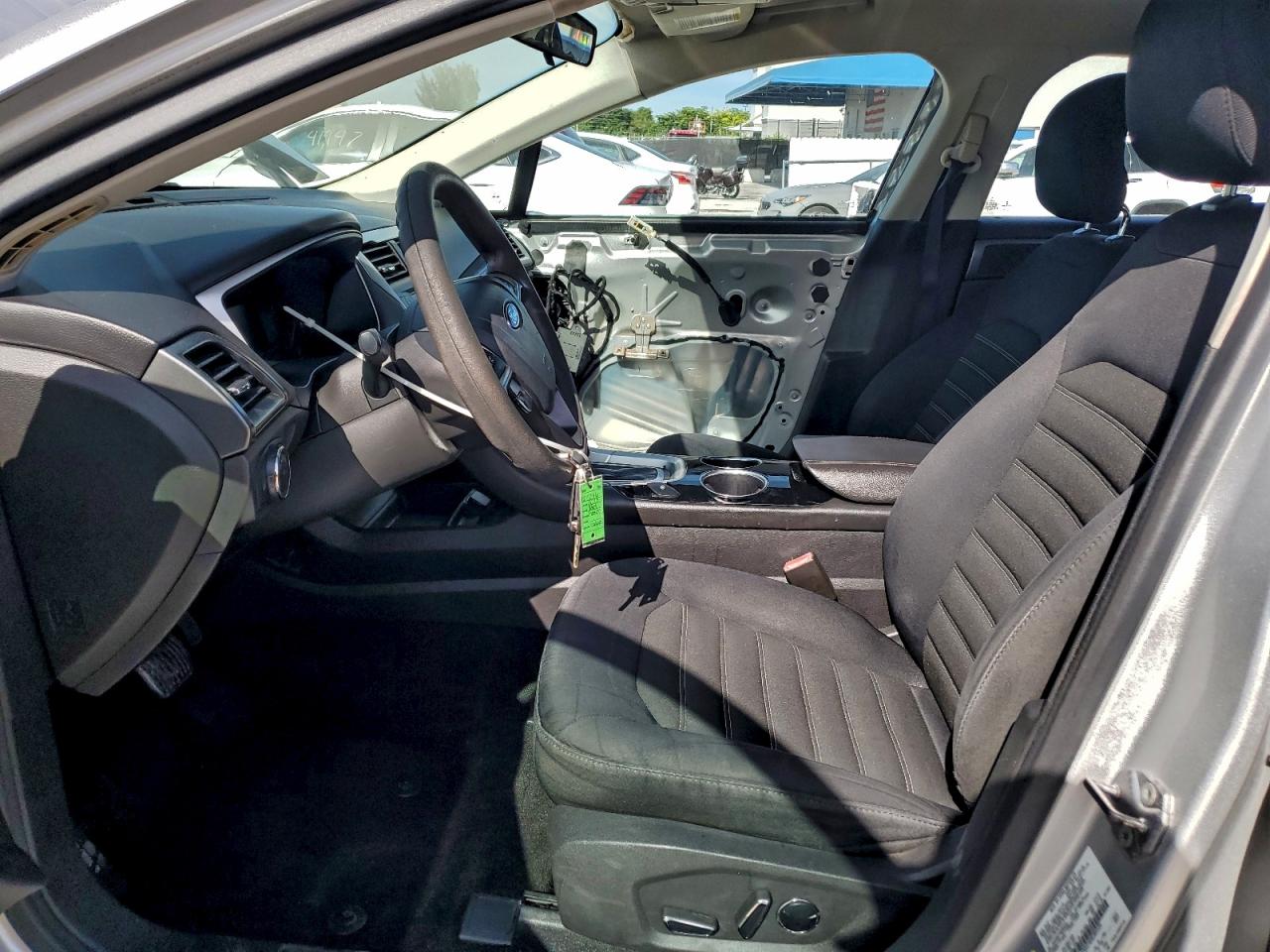 2013 FORD FUSION SE photo 7