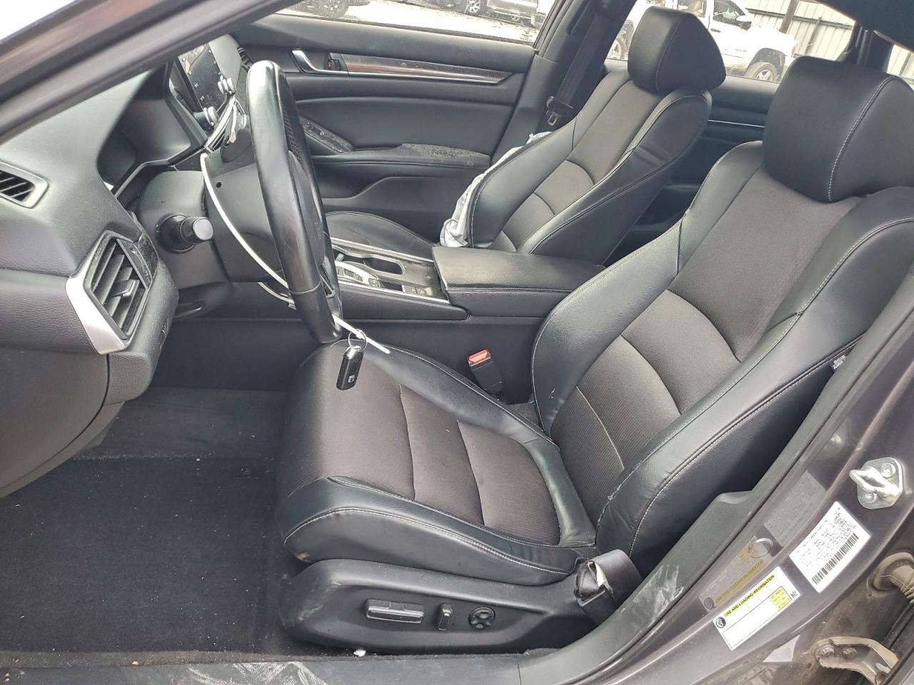 2018 HONDA ACCORD SPORT photo 7