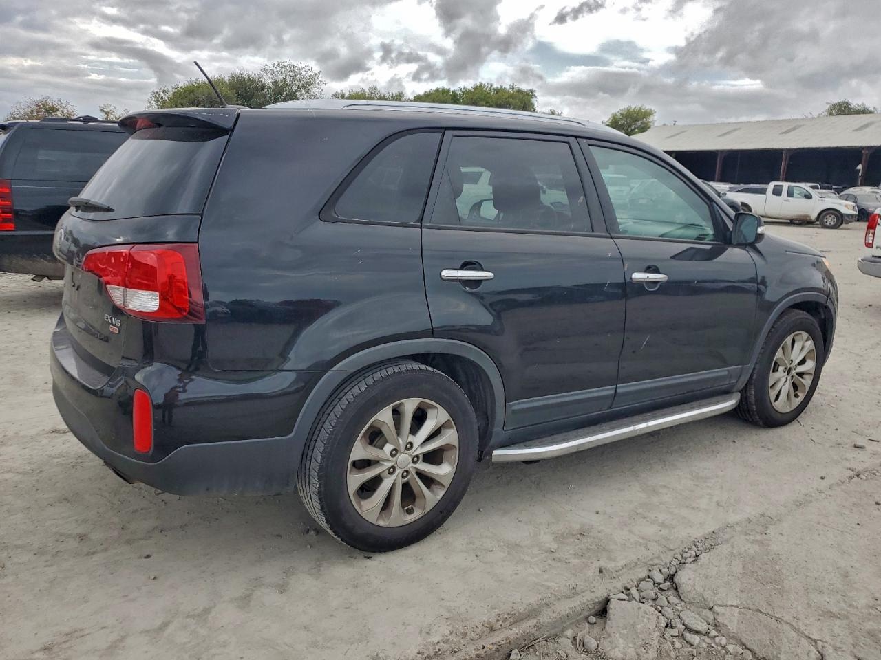 2015 KIA SORENTO EX photo 3