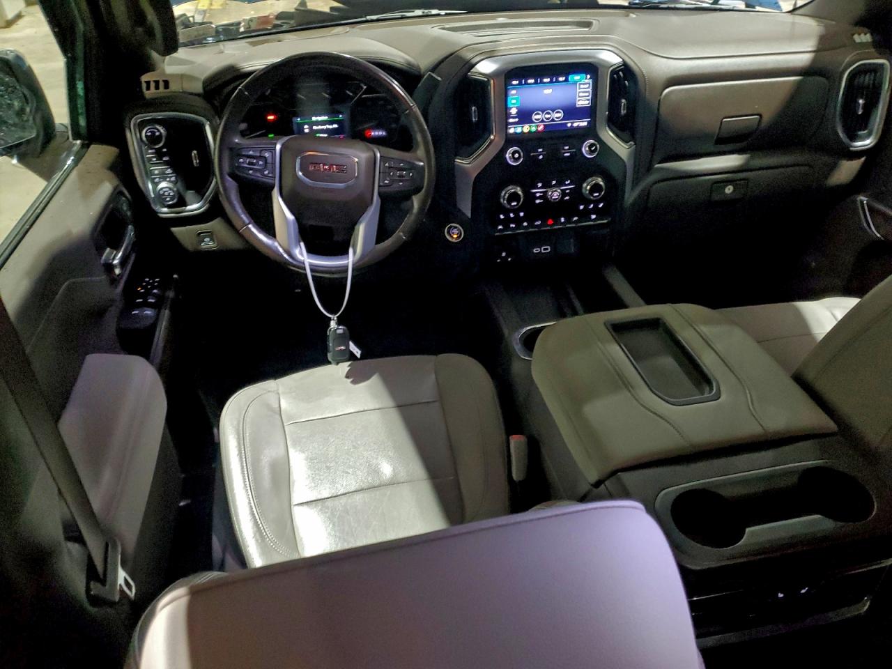 2019 GMC SIERRA K1500 SLT photo 8