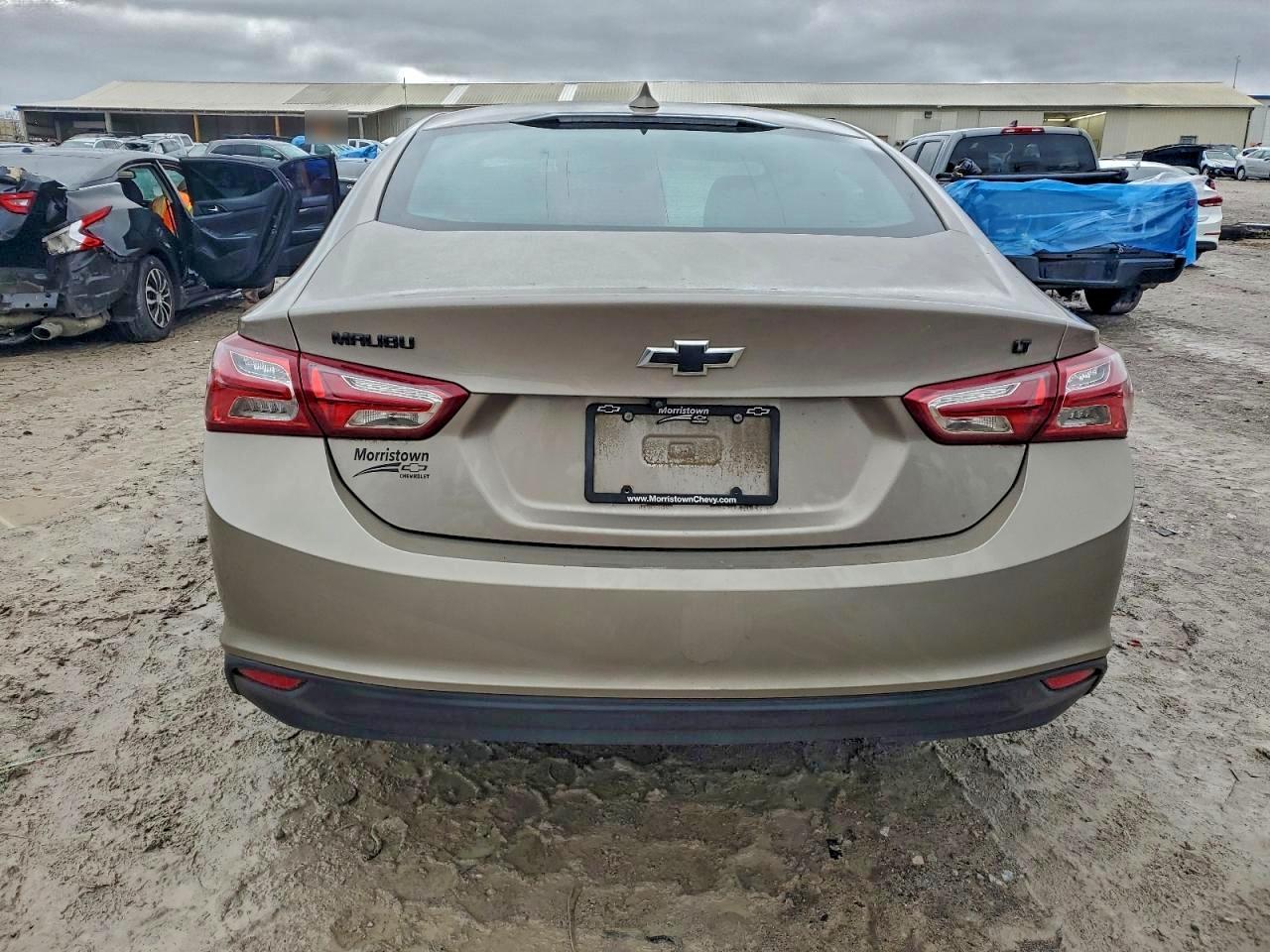 2023 CHEVROLET MALIBU LT photo 6