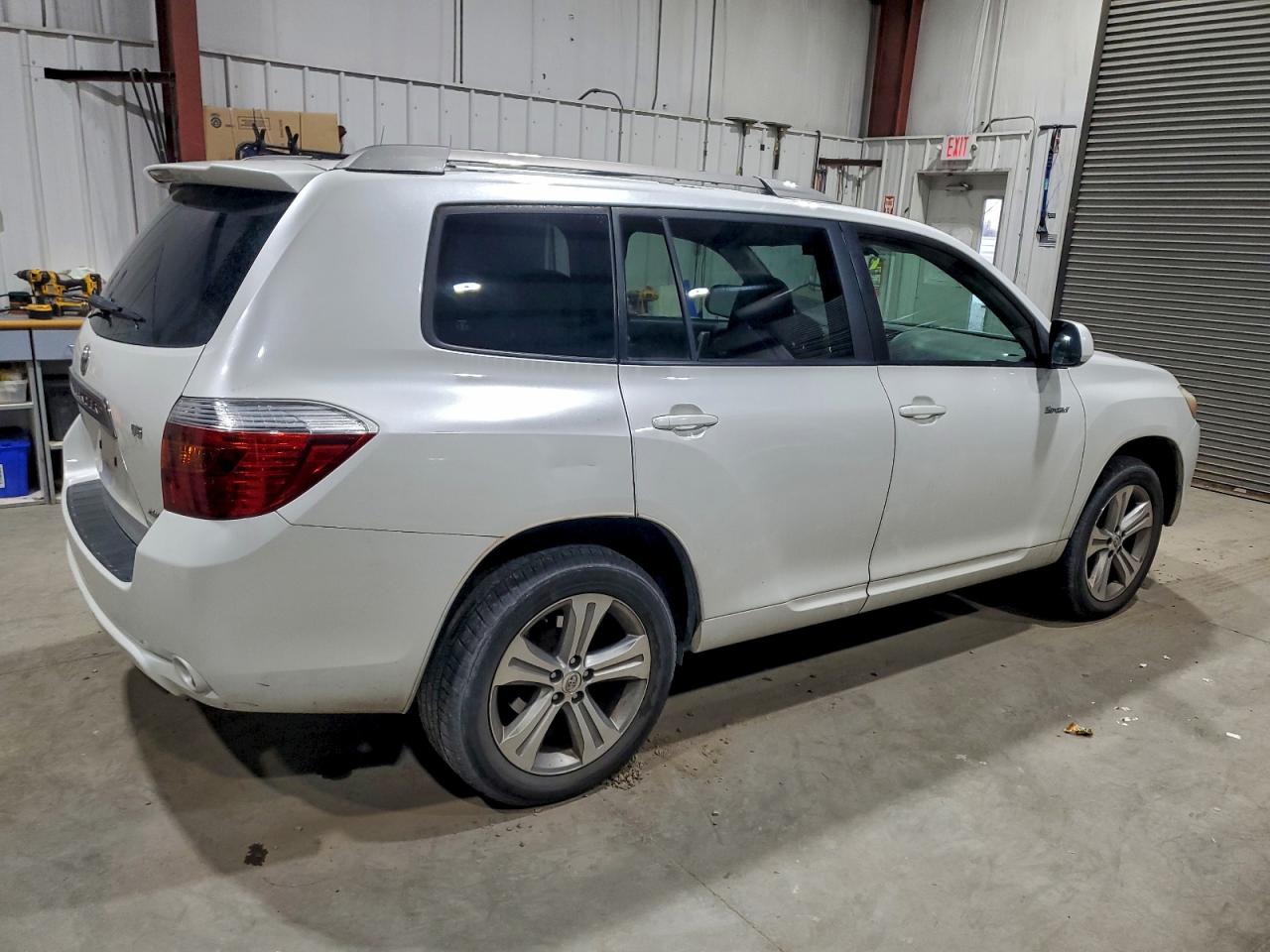 2008 TOYOTA HIGHLANDER SPORT photo 3