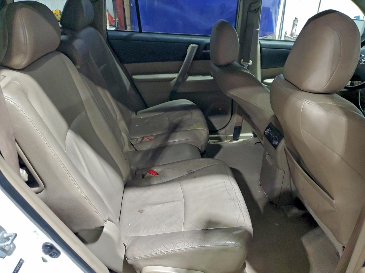 2008 TOYOTA HIGHLANDER SPORT photo 11