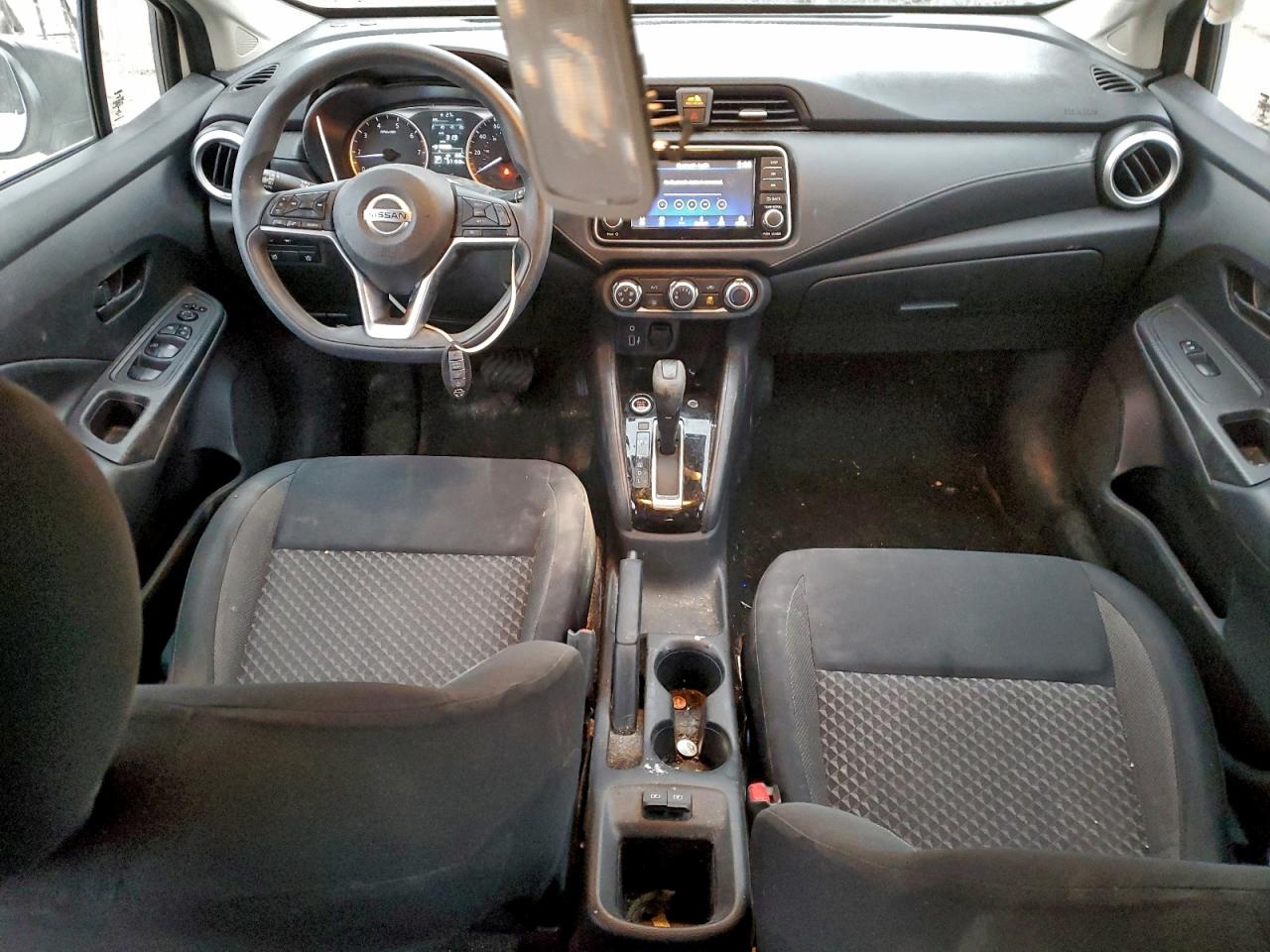 2020 NISSAN VERSA S photo 8