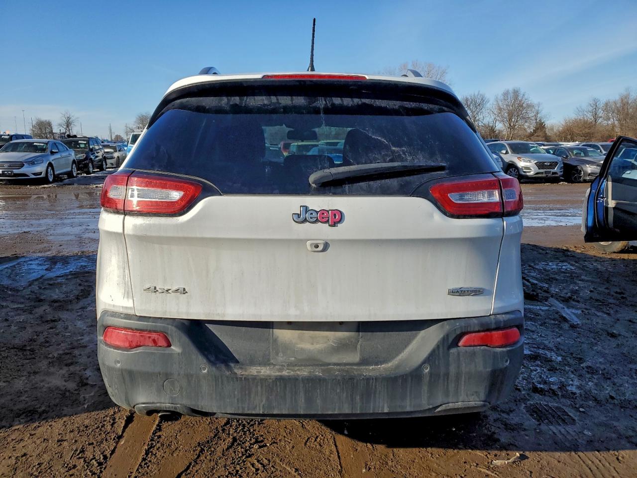 2017 JEEP CHEROKEE LATITUDE photo 6