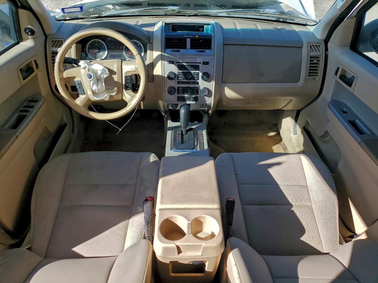 2012 FORD ESCAPE XLT photo 8