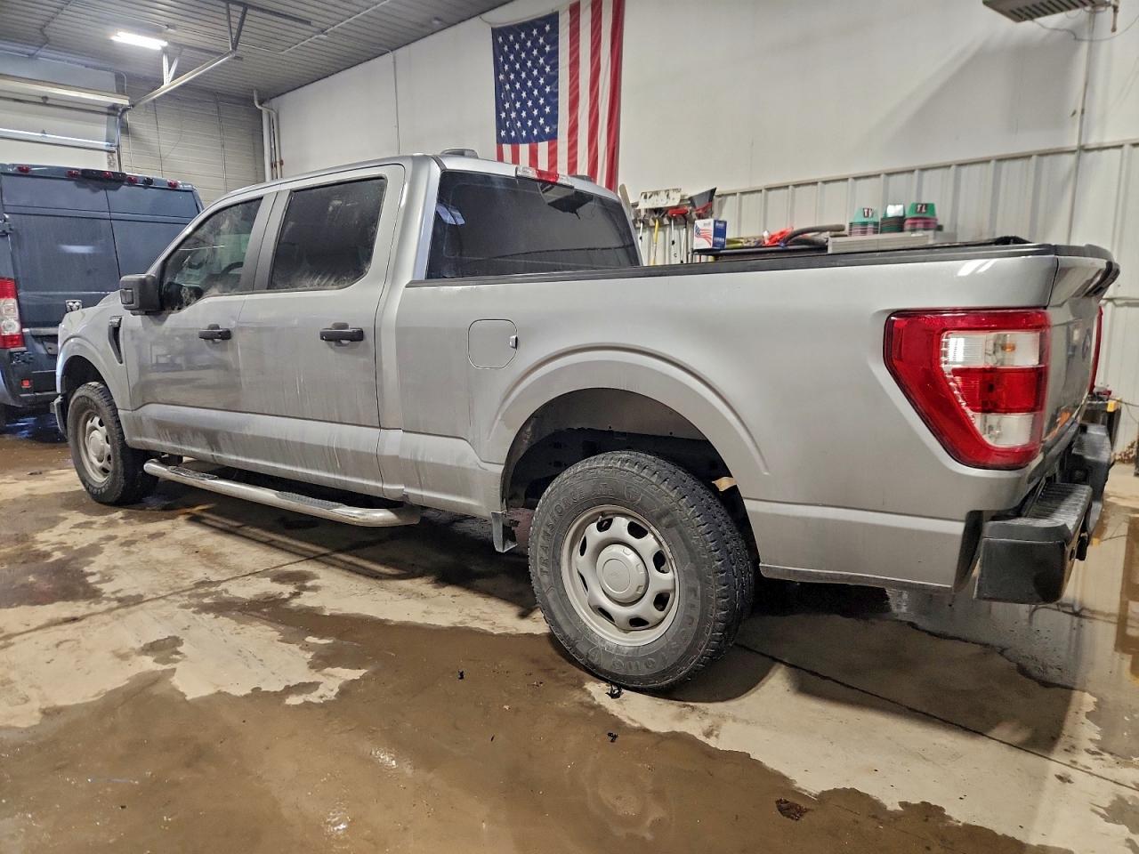 2022 FORD F150 SUPERCREW photo 2