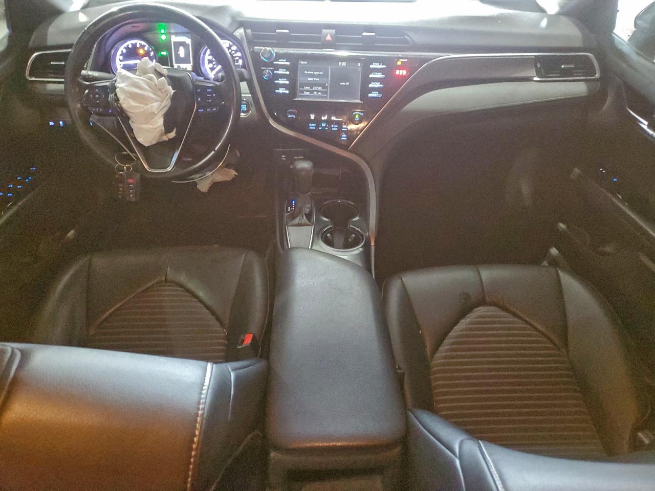 2018 TOYOTA CAMRY L photo 15