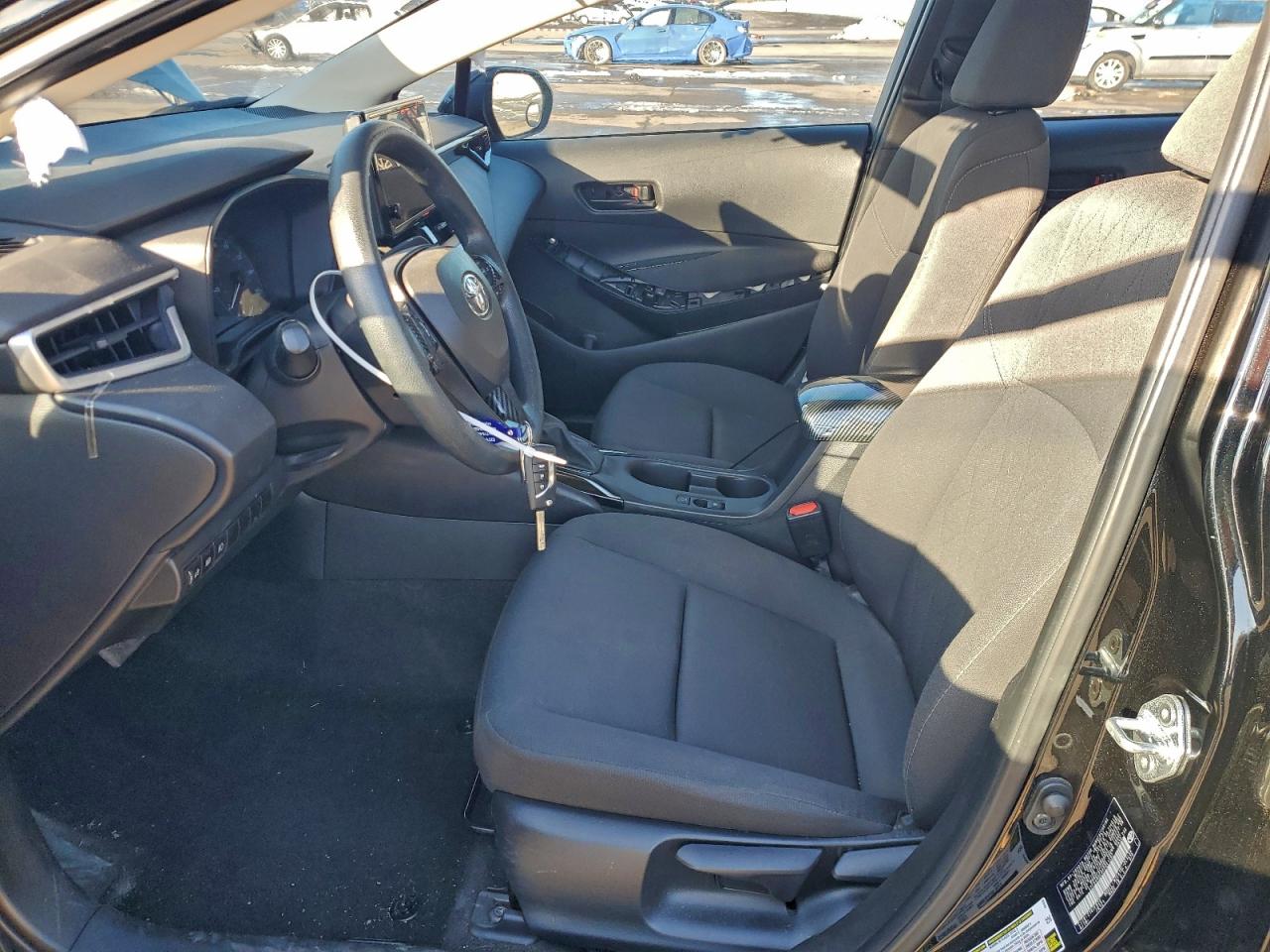 2023 TOYOTA COROLLA LE photo 13