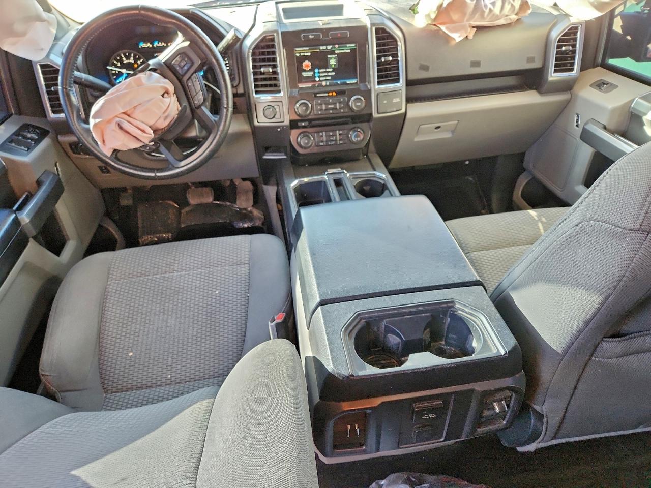 2015 FORD F150 SUPERCREW photo 8