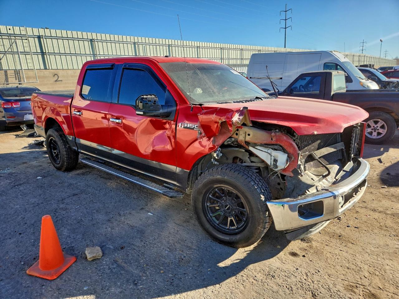 2015 FORD F150 SUPERCREW photo 4