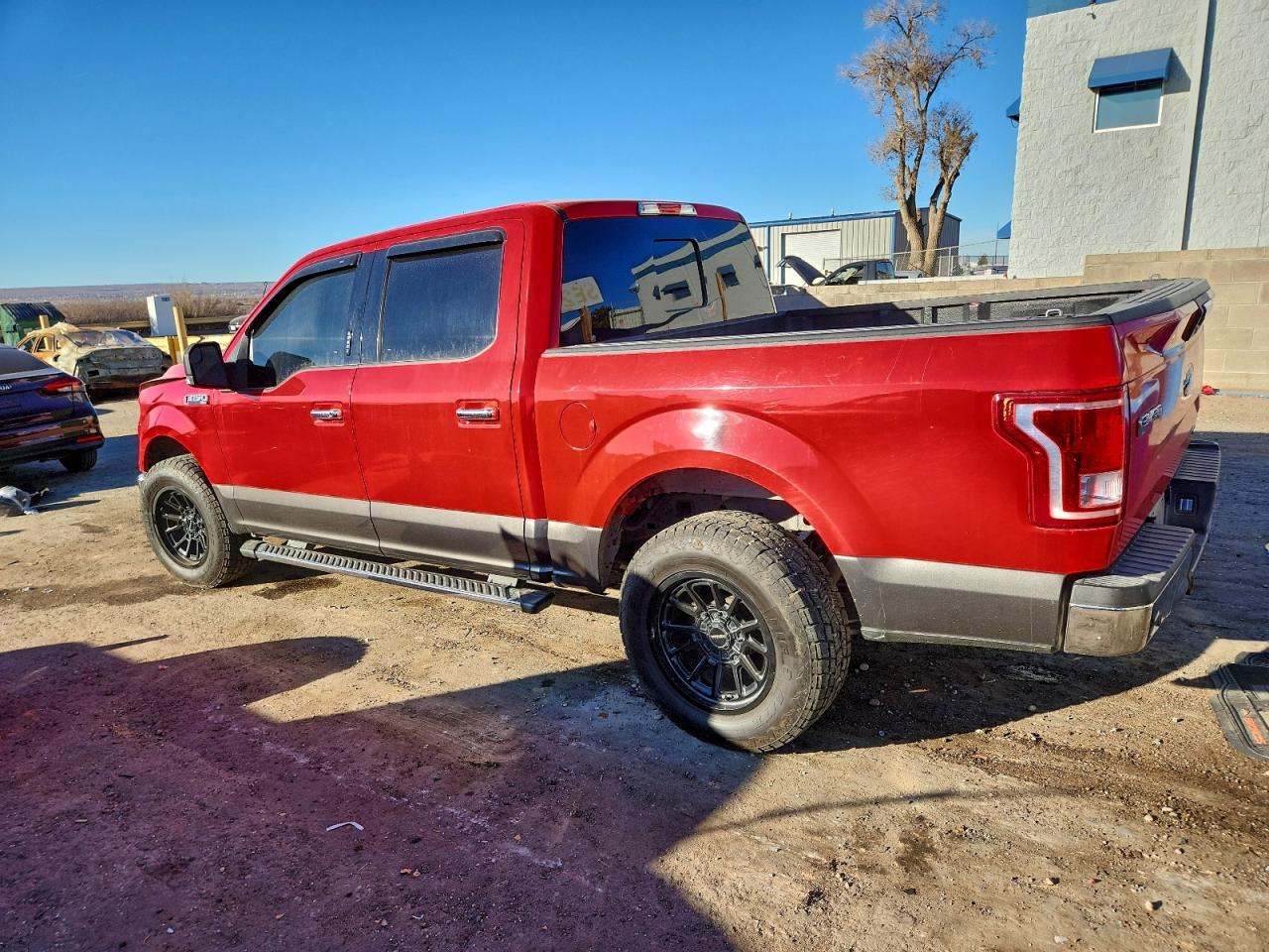 2015 FORD F150 SUPERCREW photo 2