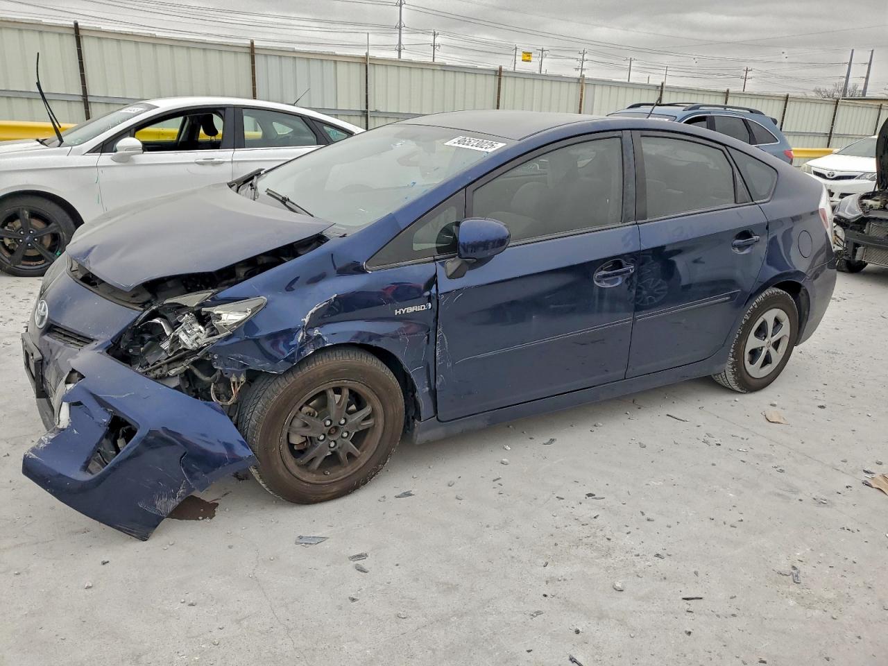 2015 TOYOTA PRIUS