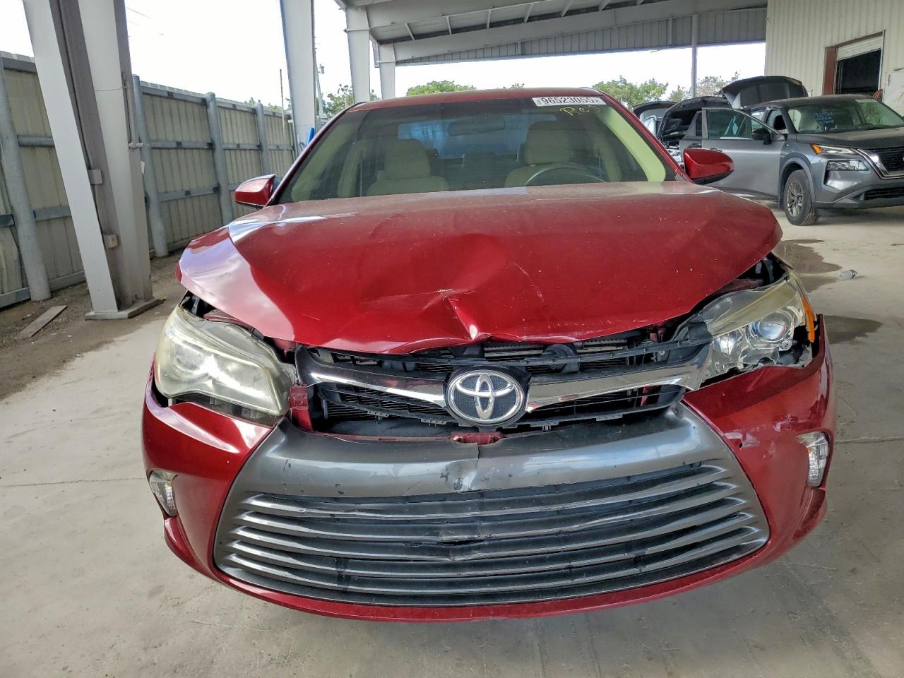 2015 TOYOTA CAMRY LE photo 5