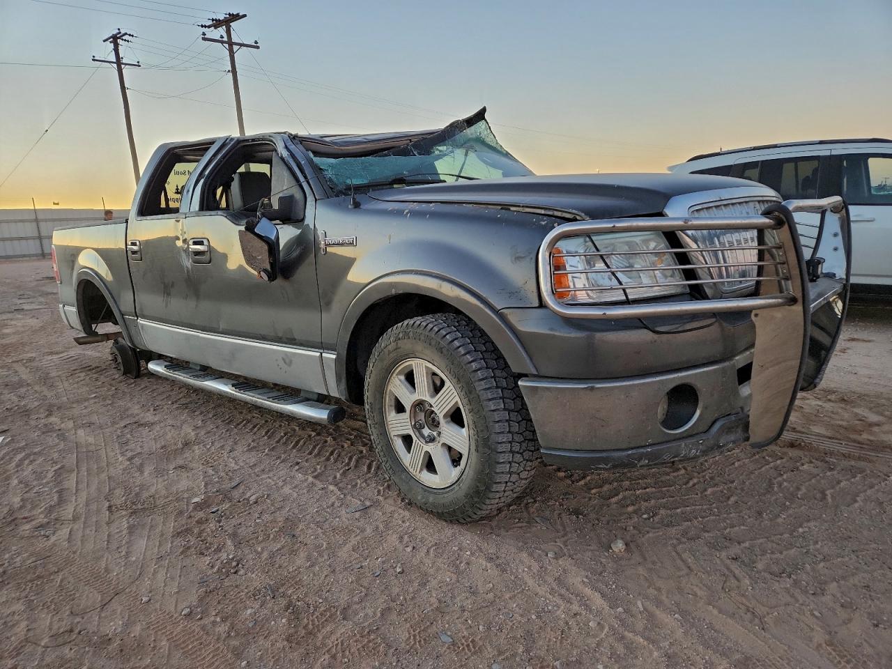 2007 LINCOLN MARK LT photo 4