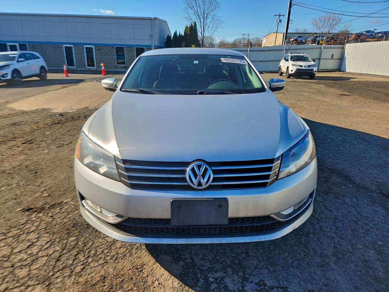 2015 VOLKSWAGEN PASSAT S photo 5