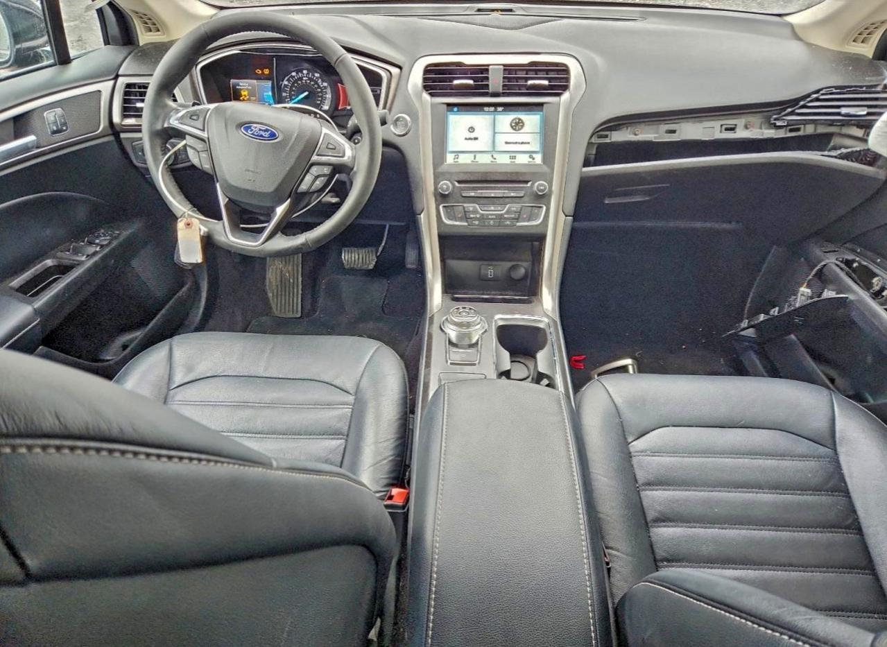 2017 FORD FUSION SE photo 22