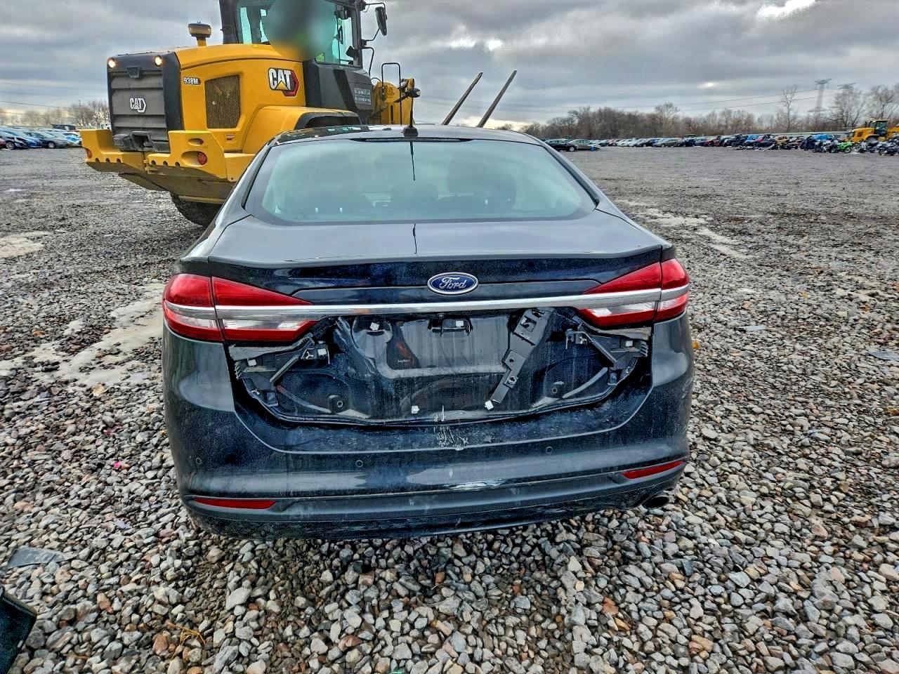 2017 FORD FUSION SE photo 16