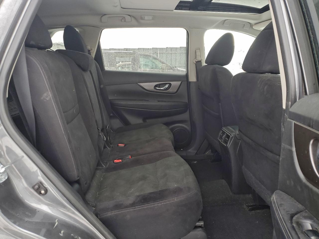 2014 NISSAN ROGUE S photo 11