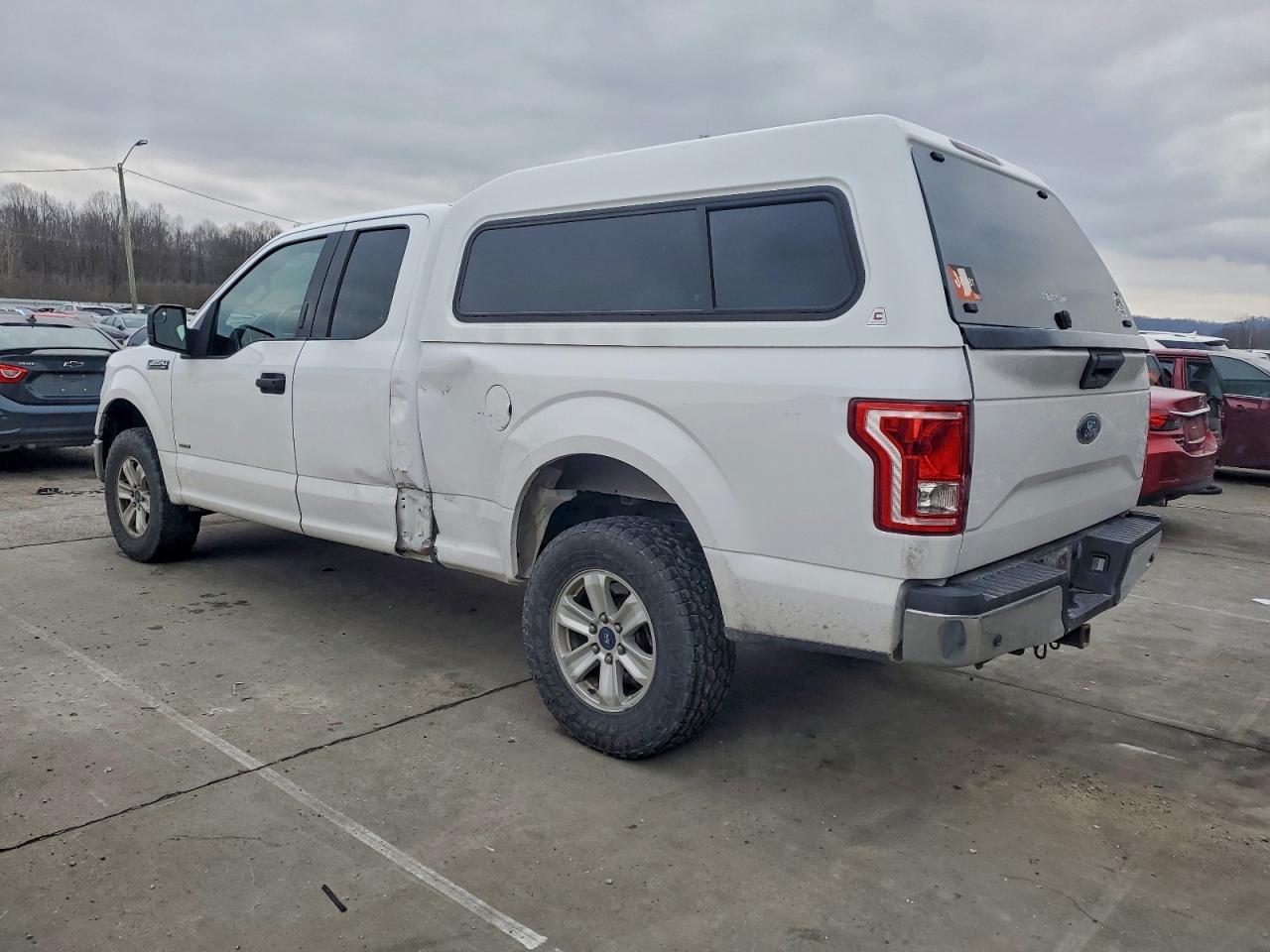 2015 FORD F150 SUPER CAB photo 2