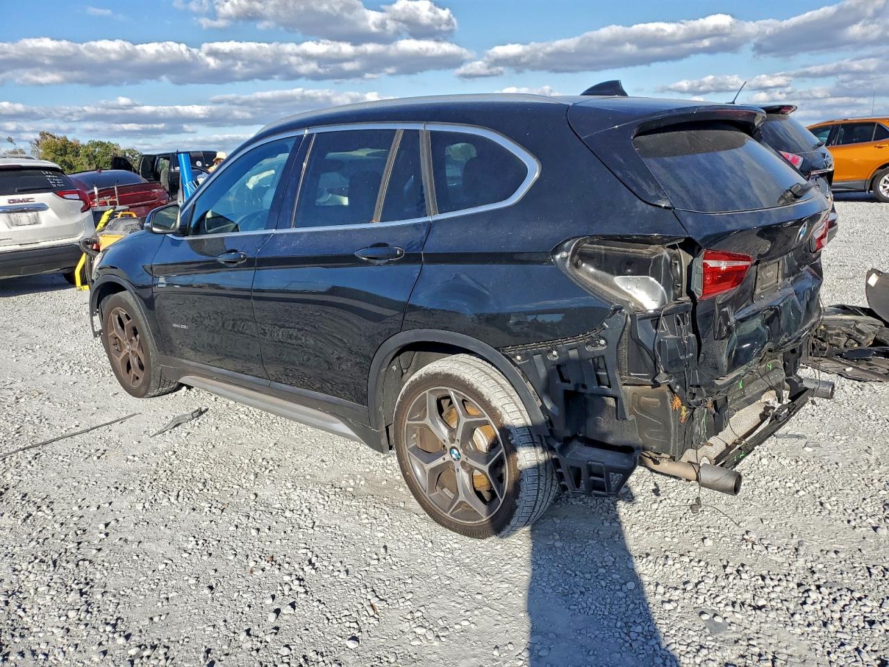 2016 BMW X1 XDRIVE28I photo 2