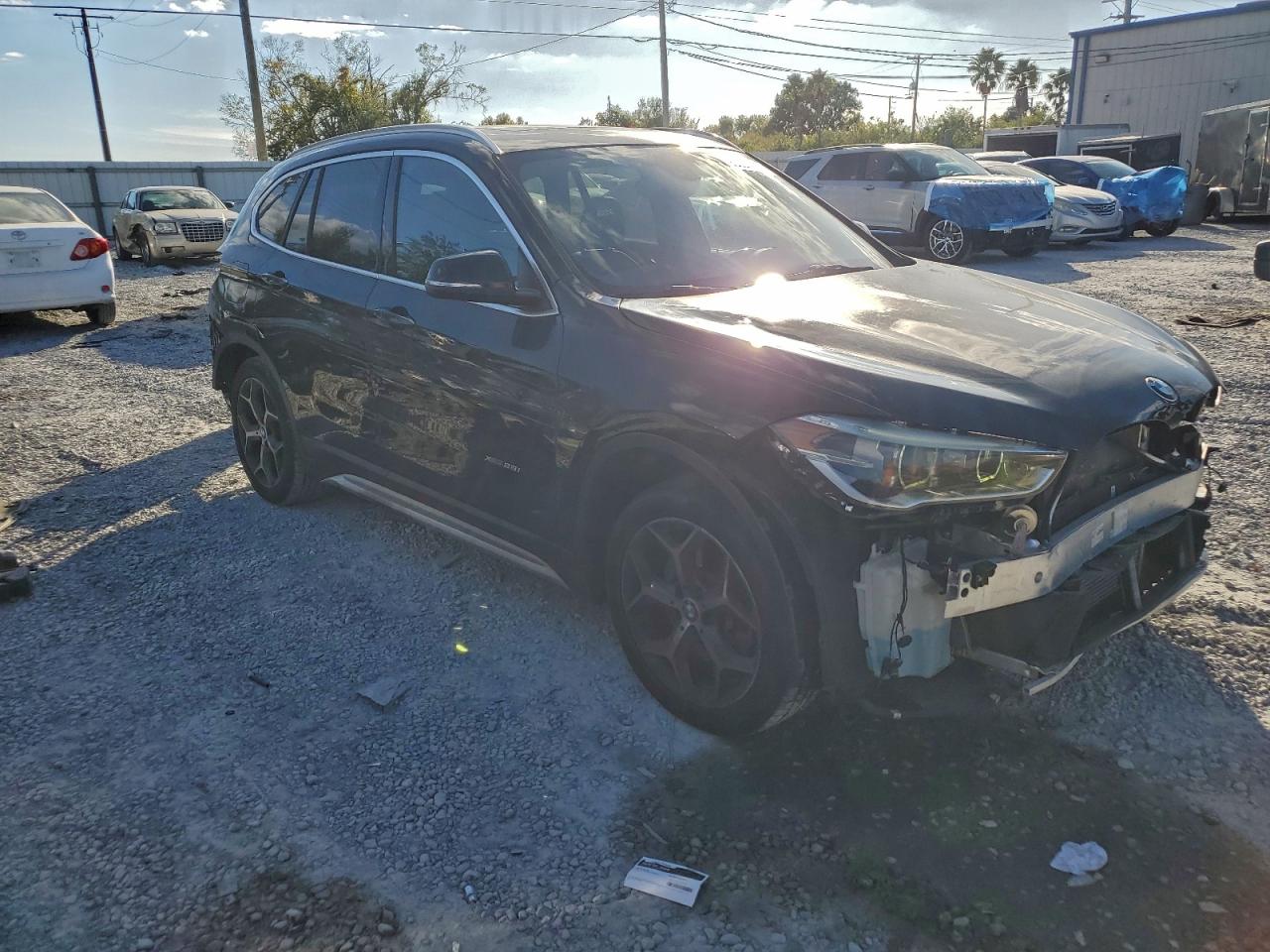 2016 BMW X1 XDRIVE28I photo 4