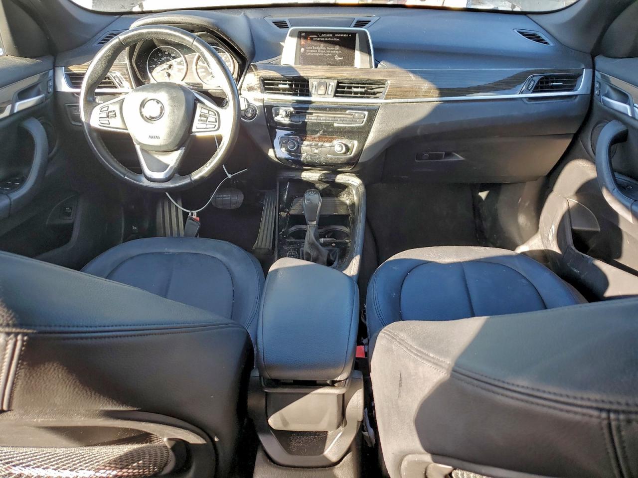 2016 BMW X1 XDRIVE28I photo 8