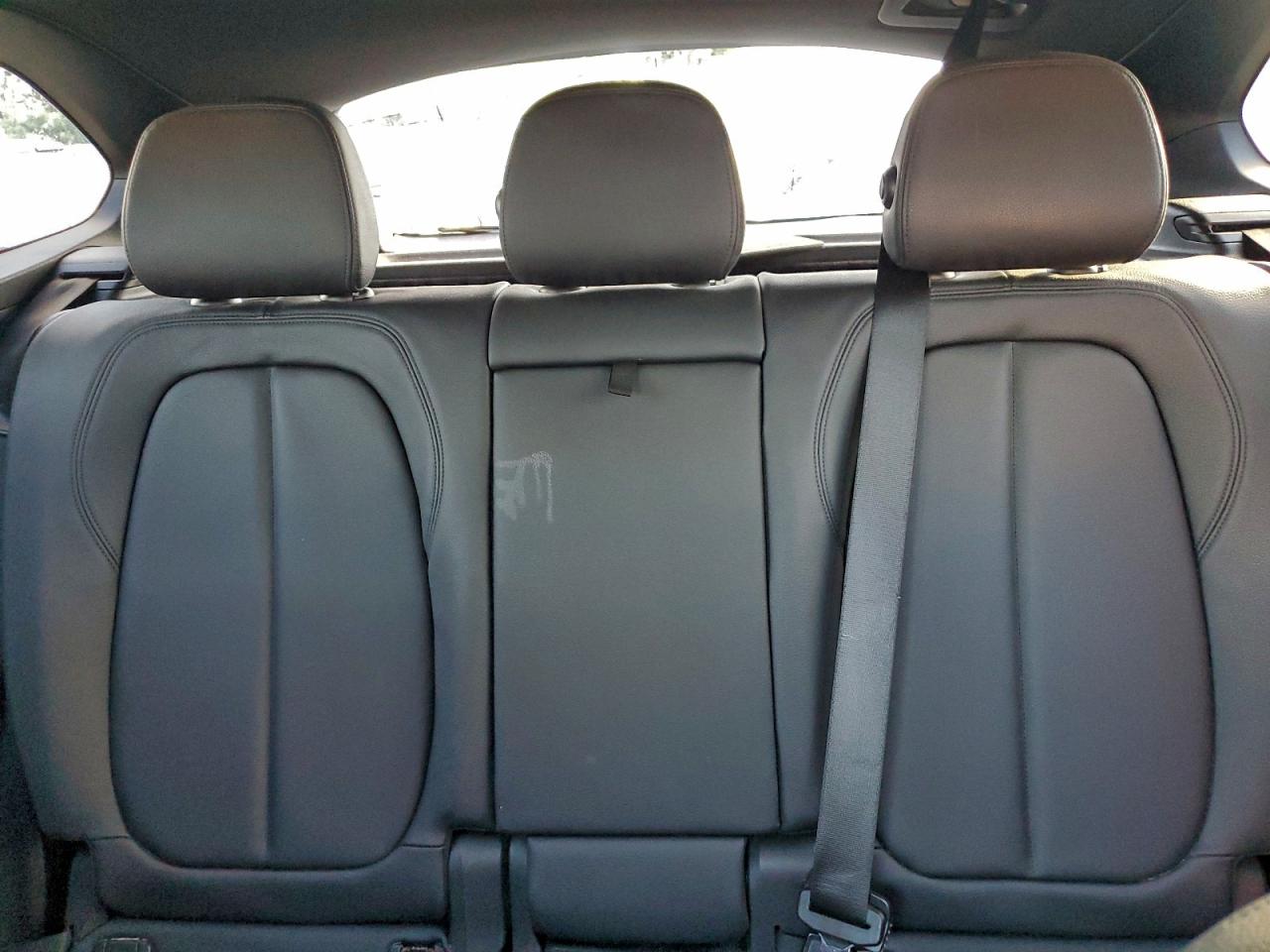 2016 BMW X1 XDRIVE28I photo 10