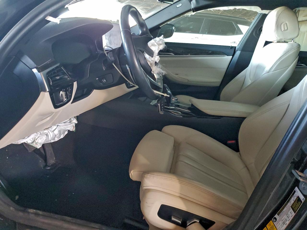 2023 BMW 530E photo 7