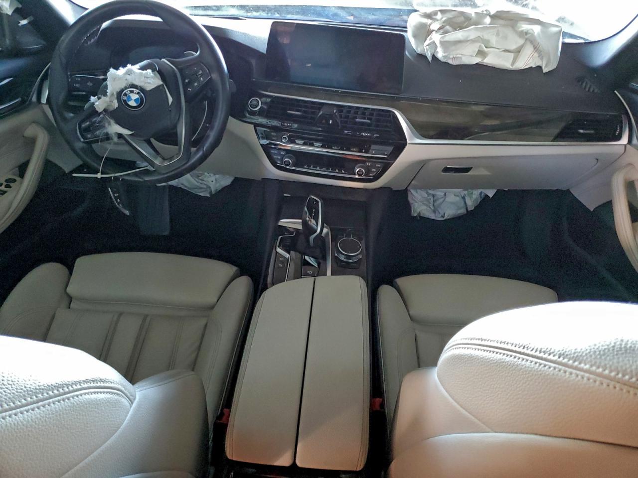 2023 BMW 530E photo 8