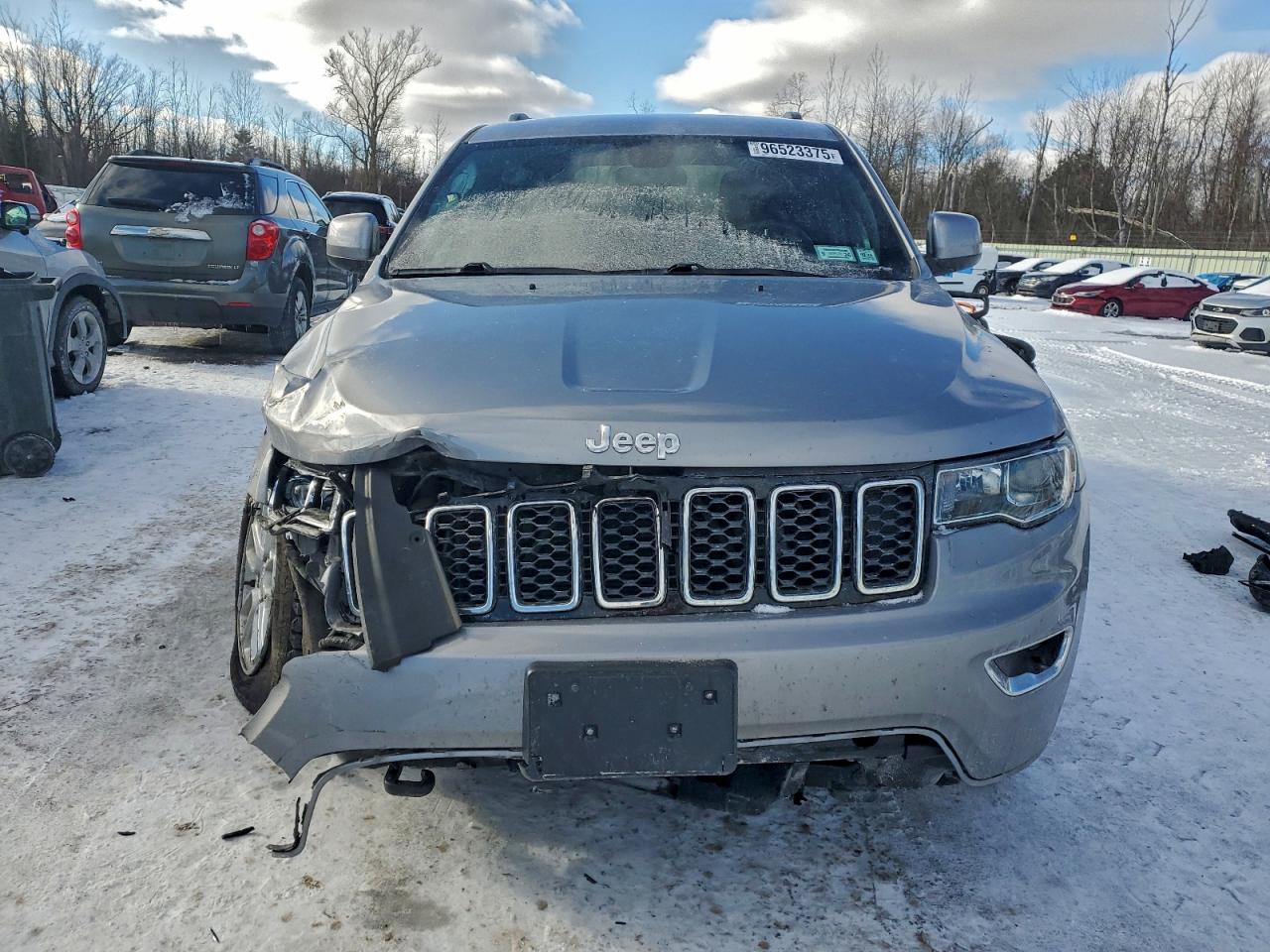 2020 JEEP GRAND CHEROKEE LAREDO photo 5
