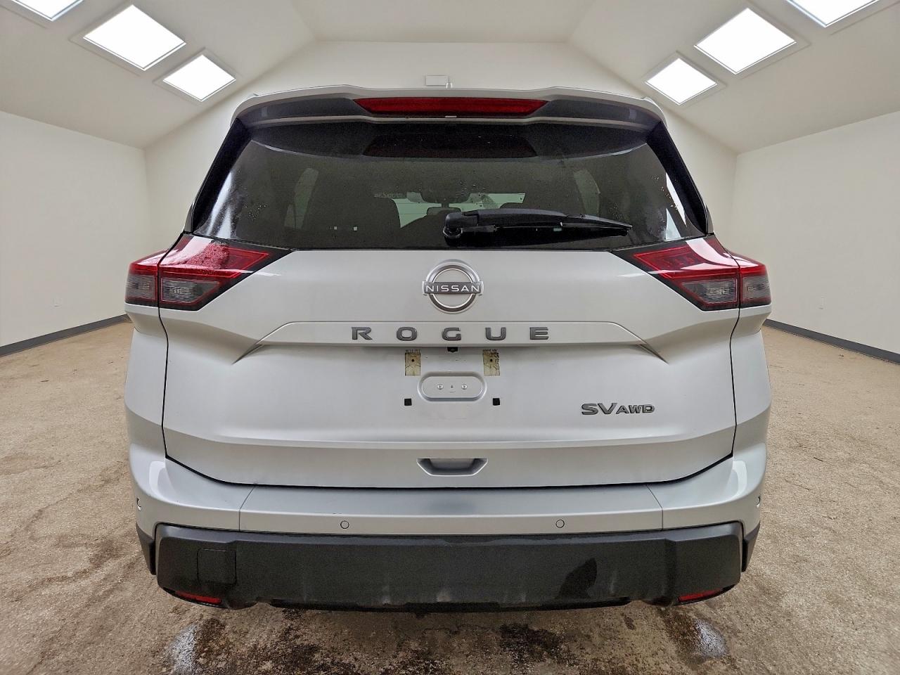 2024 NISSAN ROGUE SV photo 6