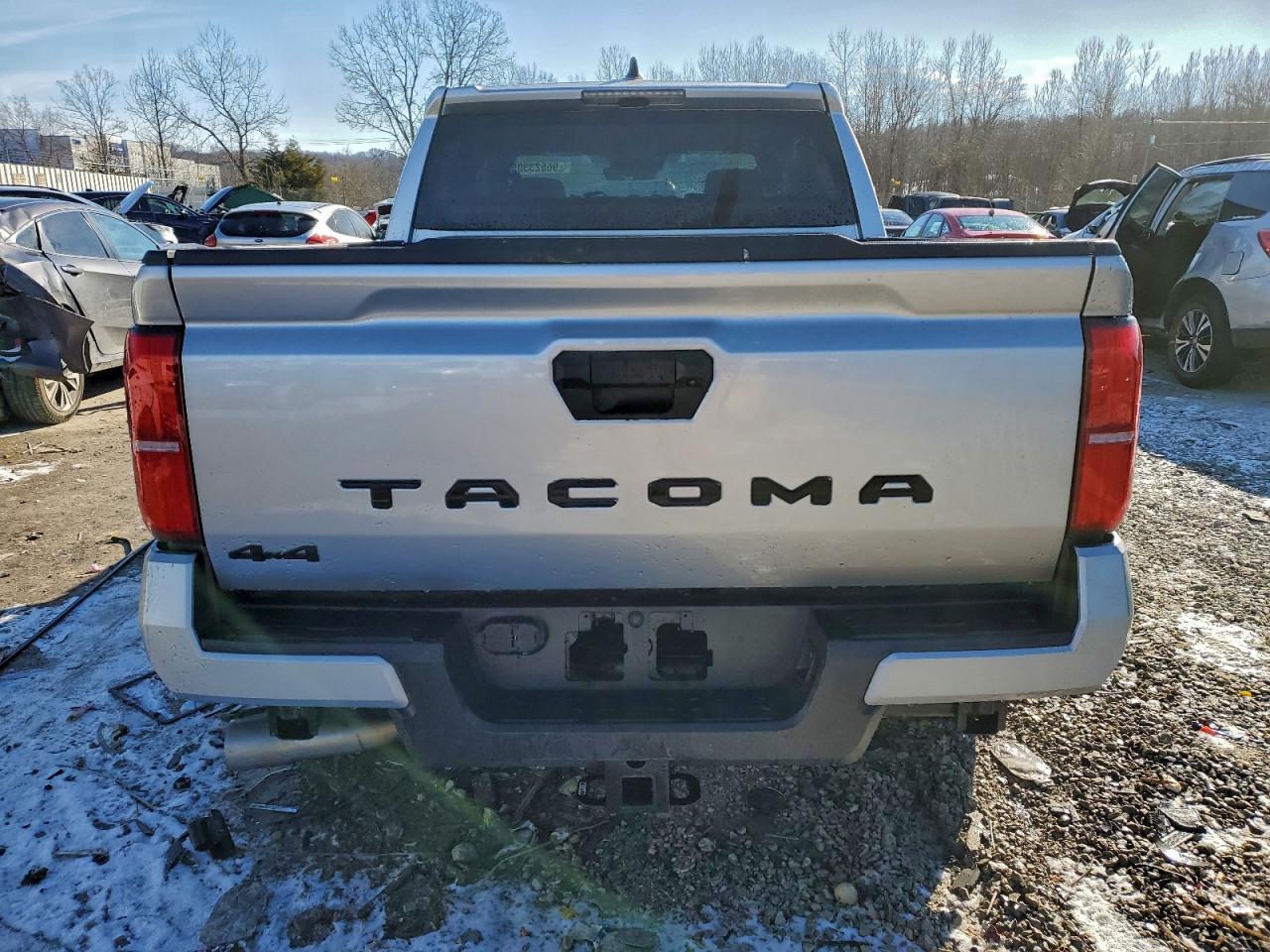 2025 TOYOTA TACOMA DOUBLE CAB photo 6
