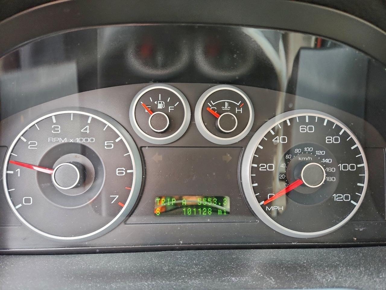 2008 FORD FUSION SE photo 17